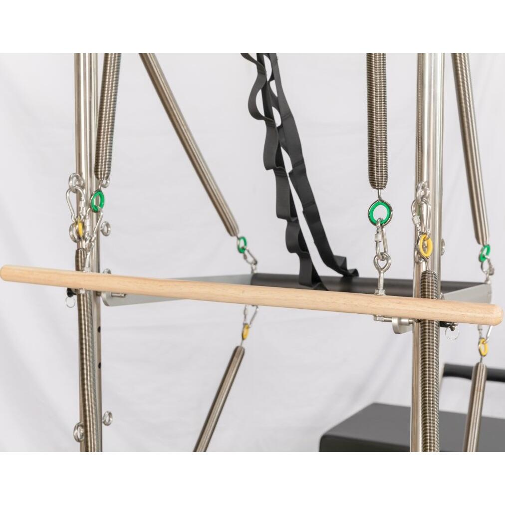 Machine Pilates Reformer avec tour en bois robuste et complète 5/7