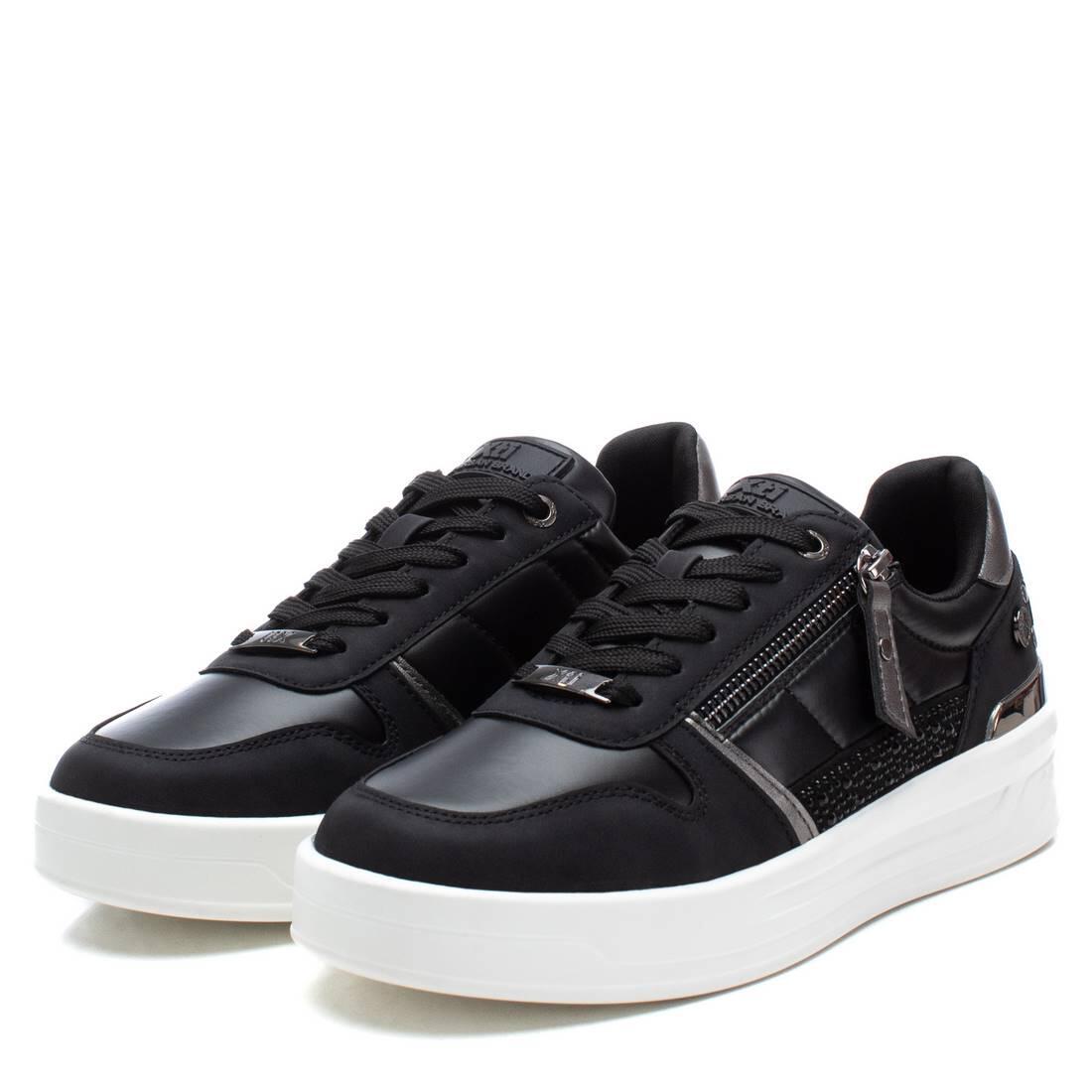 Zapatilla De Mujer Xti 143060 Negro 5/6