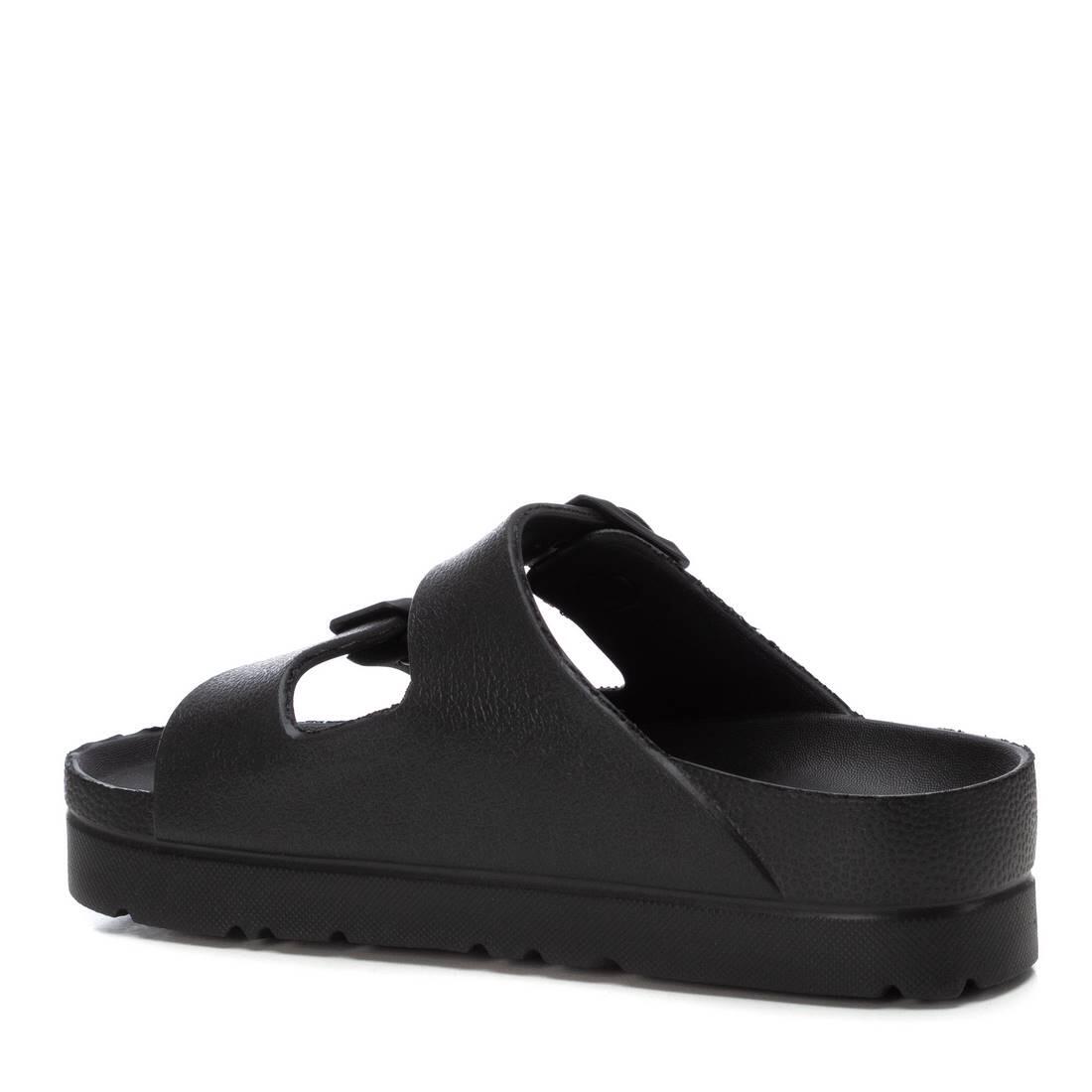 Chancla De Unisex Xti 151273 Negro | Decathlon