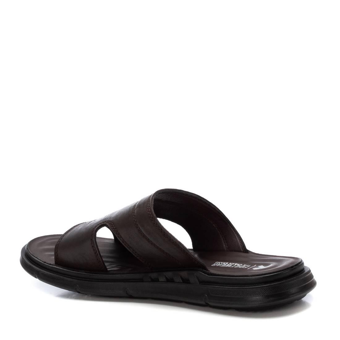 Sandalia De Hombre Xti 144038 Marron 3/4