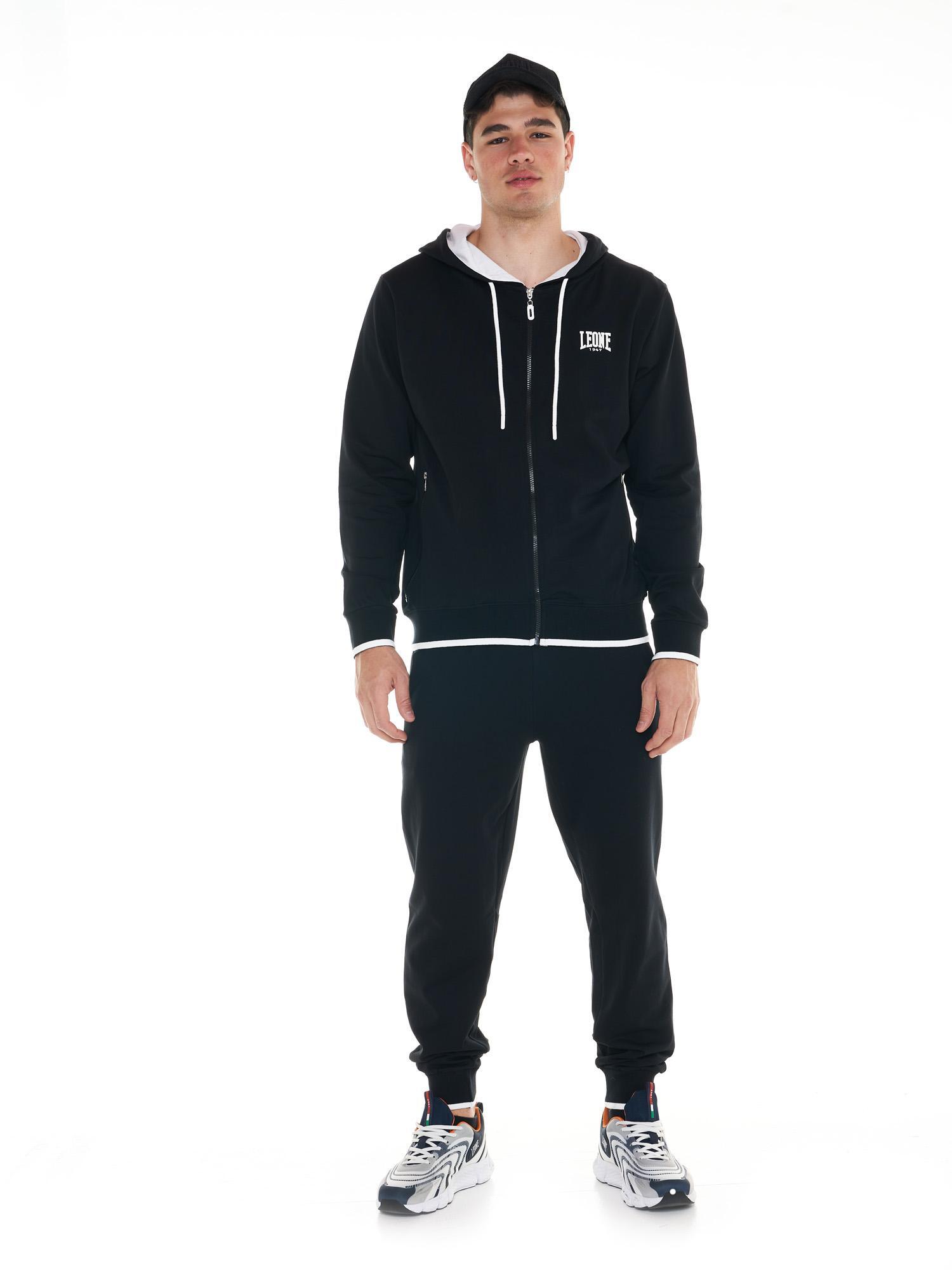Bluza z kaptur na co dzień na siłownię