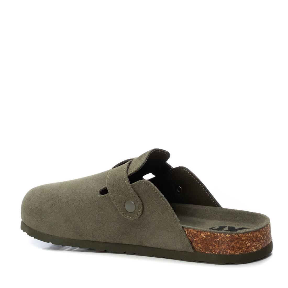 Zueco De Hombre Xti 144138 Kaki 3/4