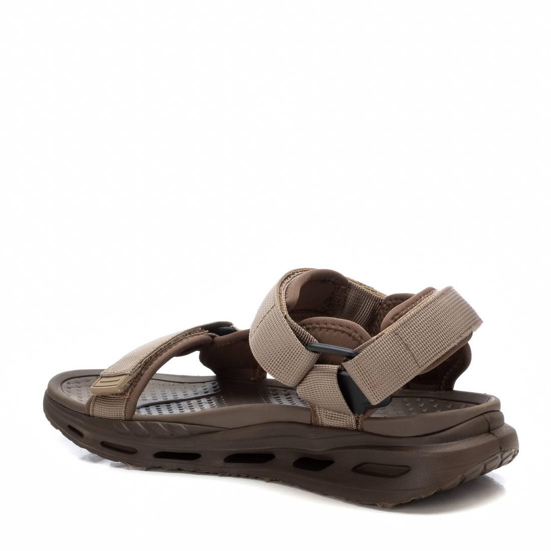 Sandalias Xti modelo 10147-151754 para homem 3/4