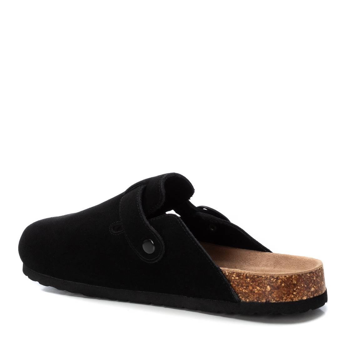Zueco De Hombre Refresh 172871 Negro 3/4