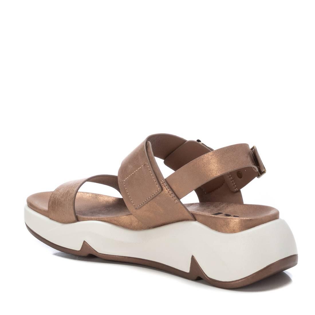 Sandalia De Mujer Xti 142738 Bronce 3/4