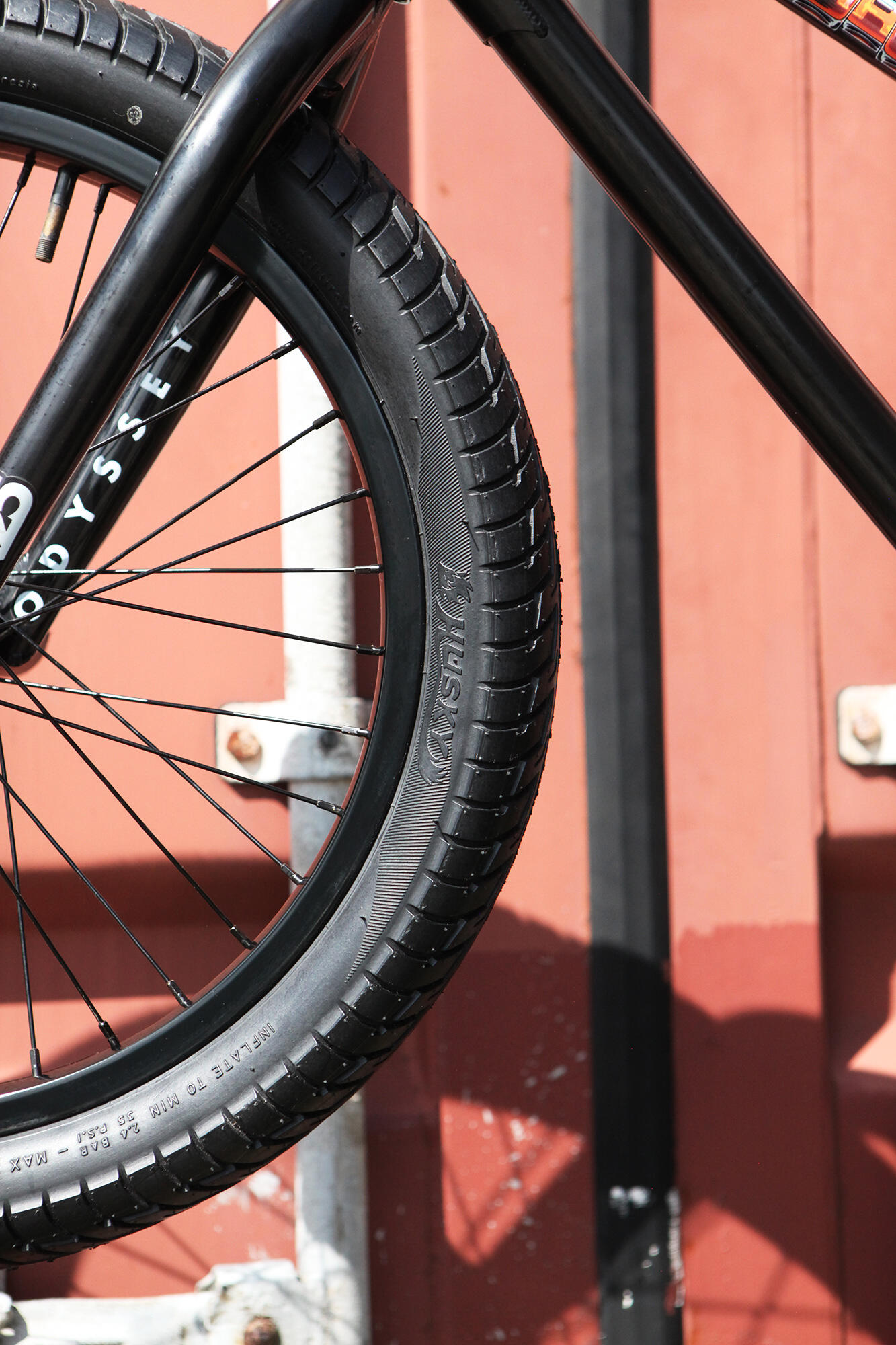 Pneumatico per bicicletta DELI TIRE 20x2.30 Nero BMX - CARGO 2/6