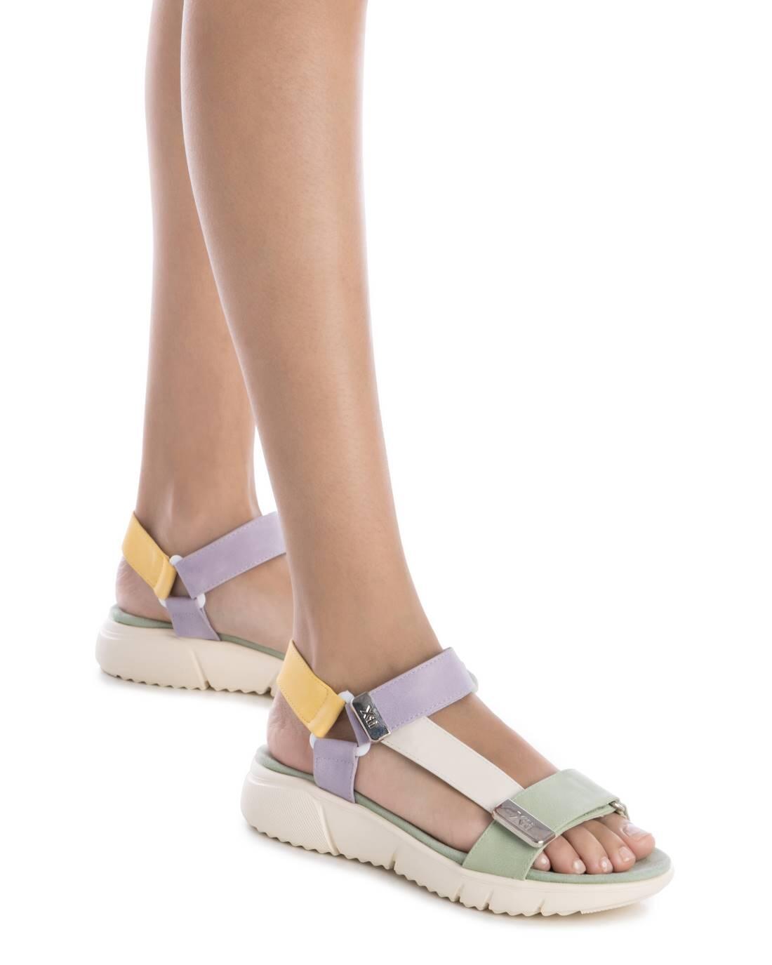 Sandalias Xti modelo 190-12114500 para mulheres 2/5