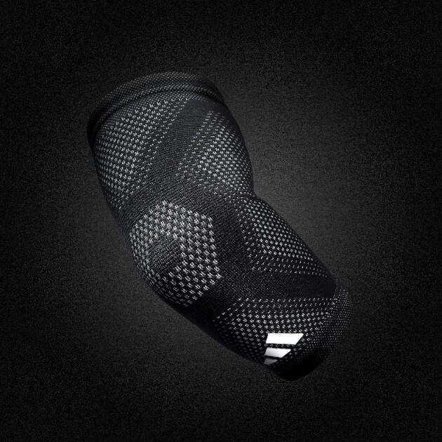 Adidas – Elleboogbrace Aeroready 5/5