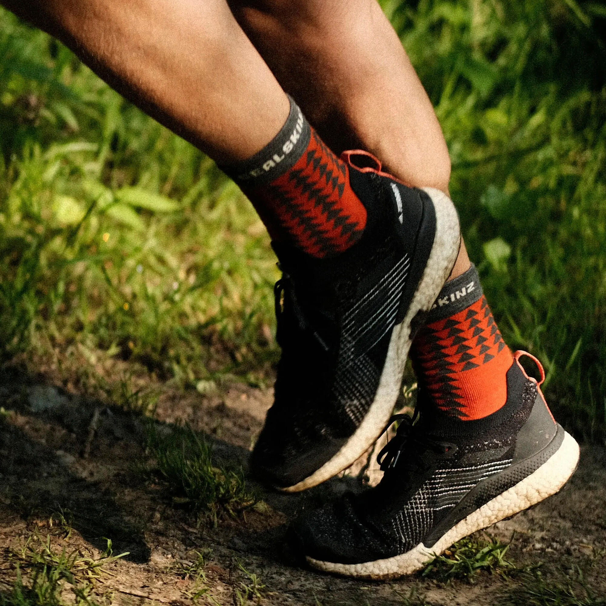 Merino Mid Length Running Socks for Men and Women 4/6