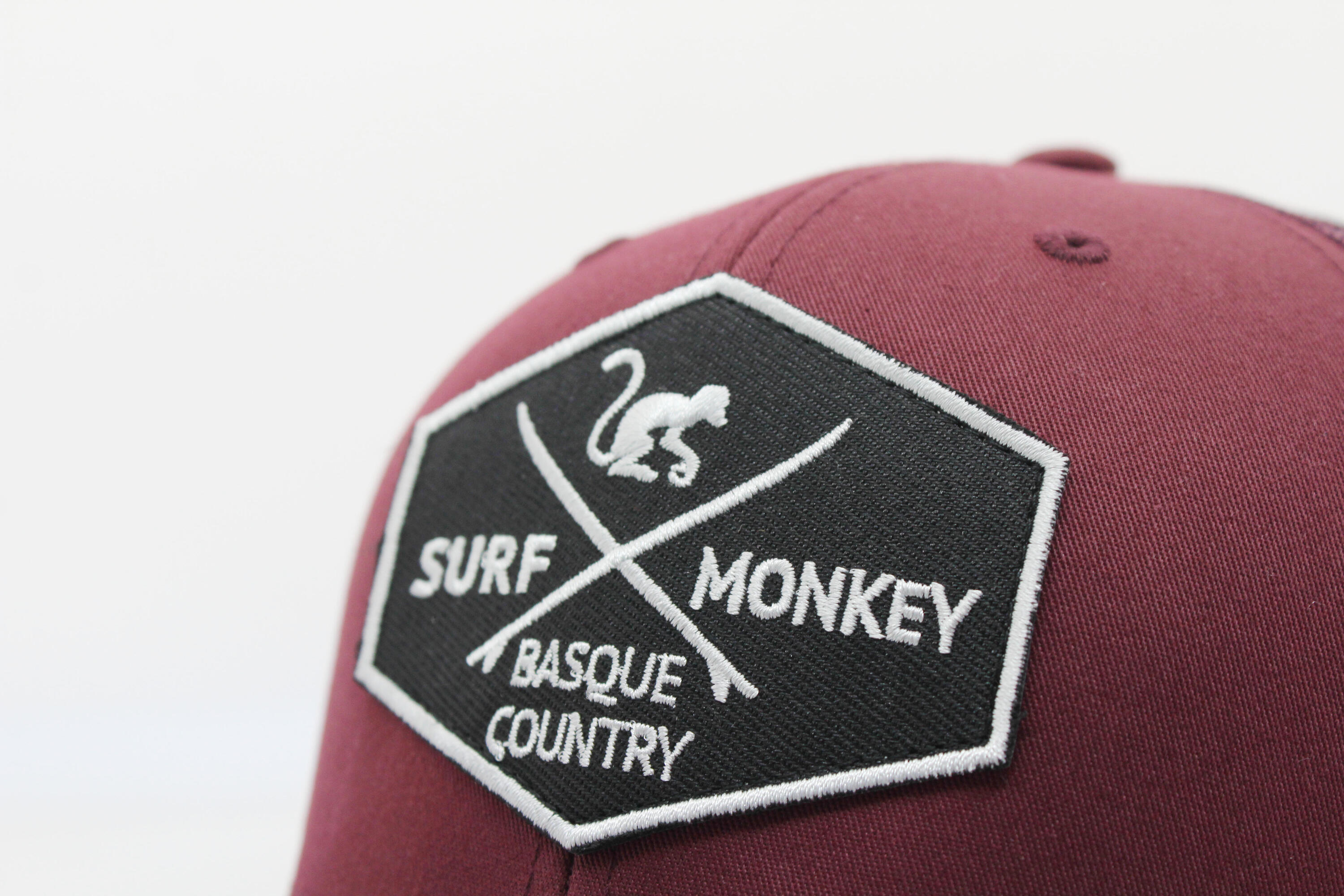 Gorra Trucker - 6 Paneles / Adulto / Talla única (Granate) 3/7