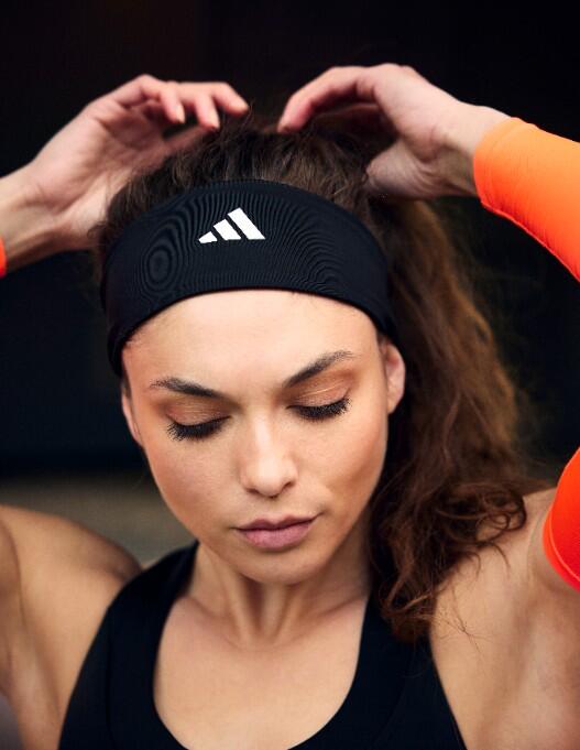 Adidas - Fascia sportiva - Nera 5/7