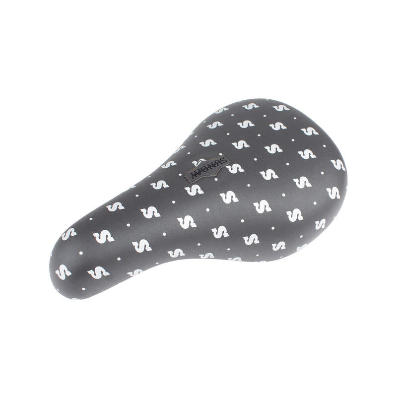 Selle Sunday Pivotal Reflective S-Pattern Black      3695€    SUNDAY Selle Sunday Pivotal Reflective S-Pattern BlackVendu exclusivement en ligne   