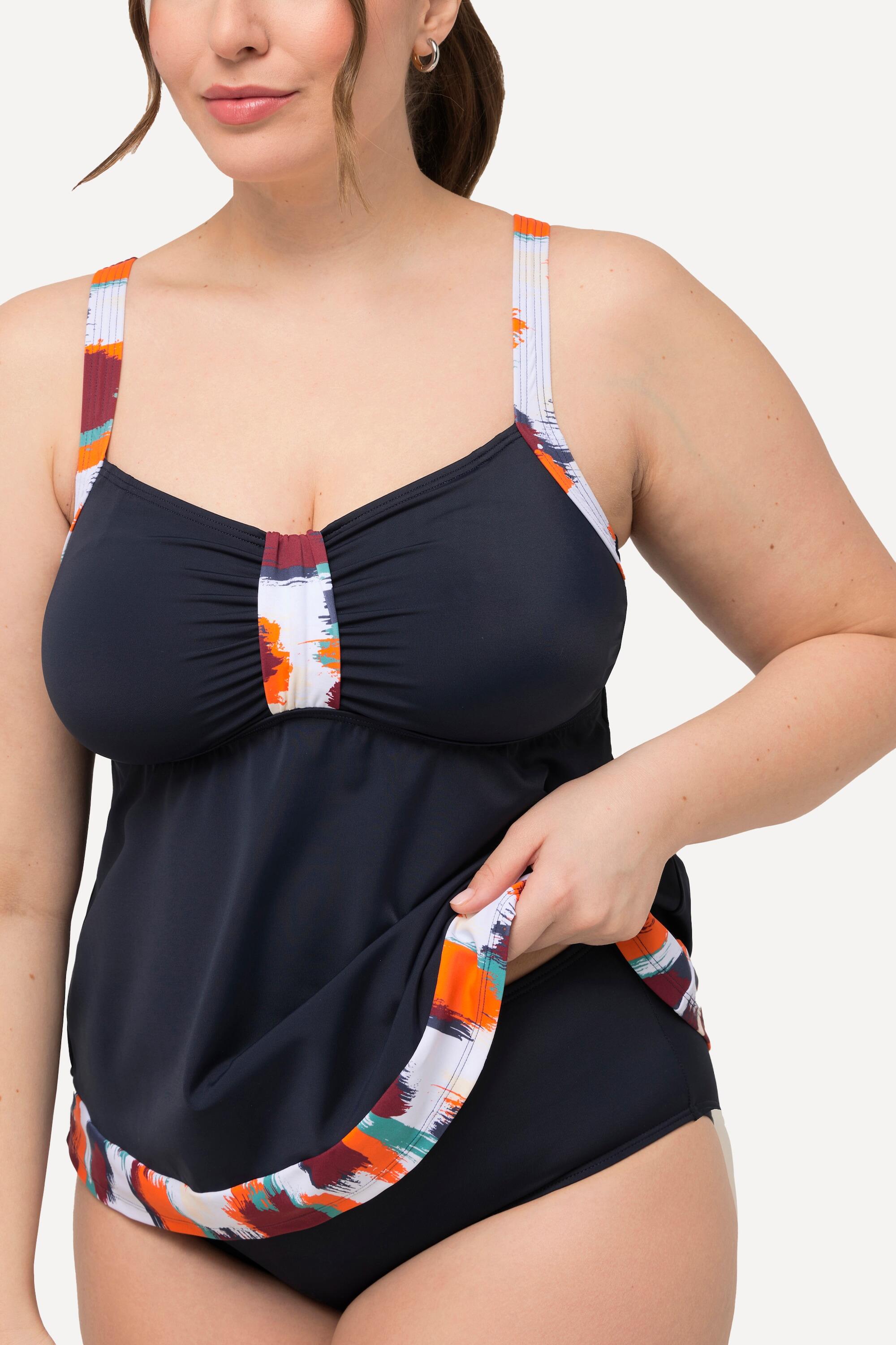 Femme Tankini à bonnets souples. Bretelles ajustables. Motif taches 3/5
