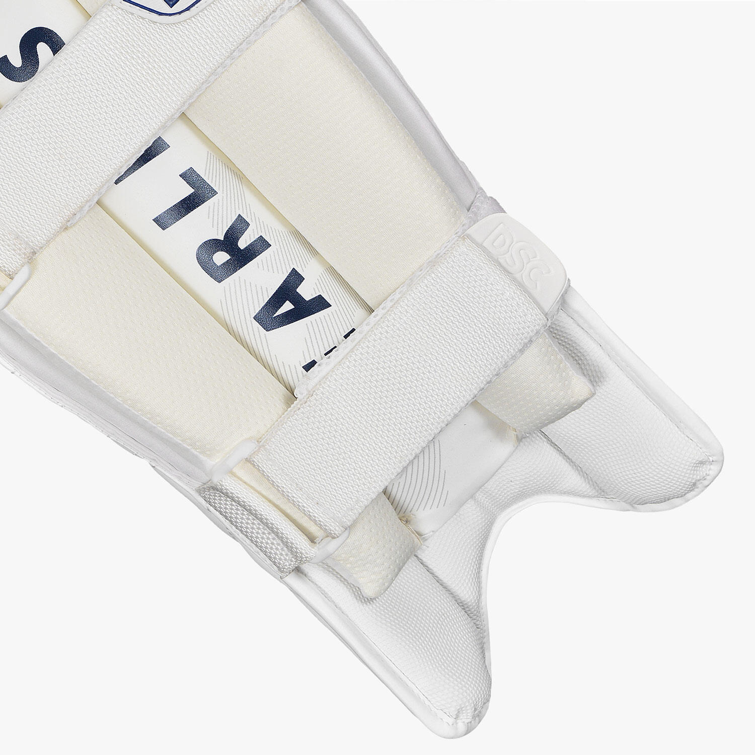DSC Pearla Players Wicket Keeping Legguard | Shock Absorption | Breathable mesh 3/5