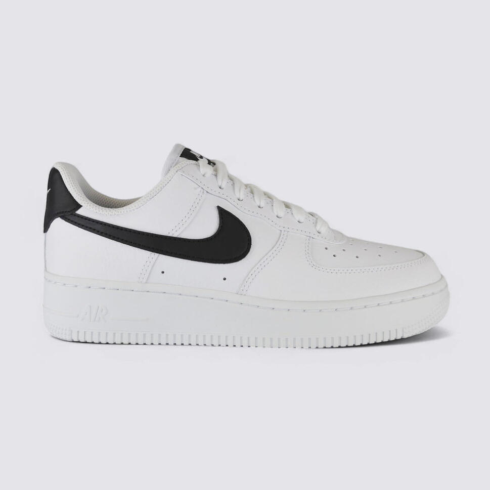 Buty sportowe damskie Nike Air Force 1