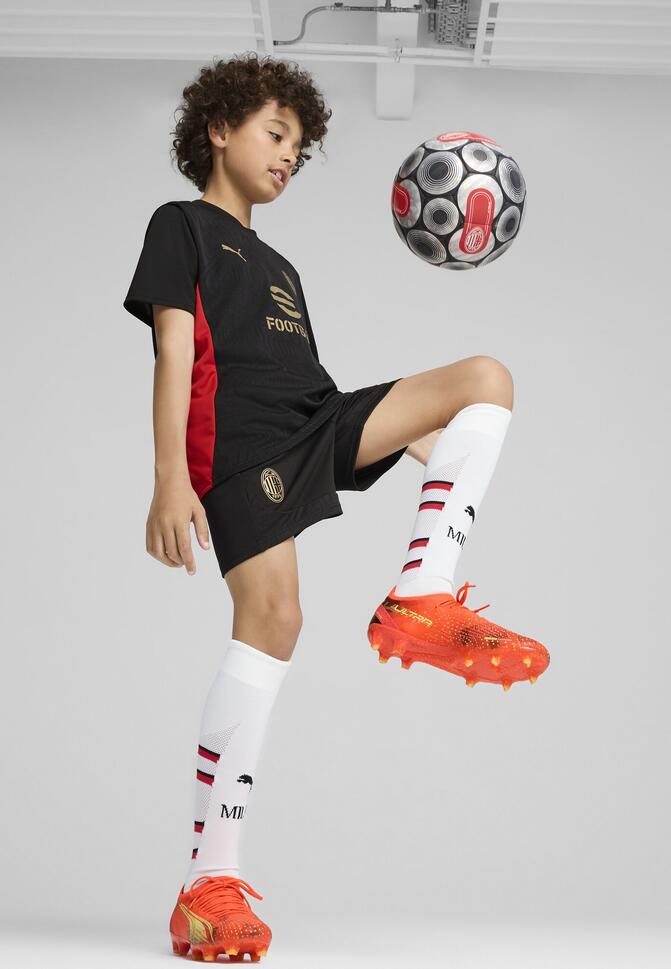 Młodzieżowe szorty treningowe AC Milan PUMA Black For All Time Red