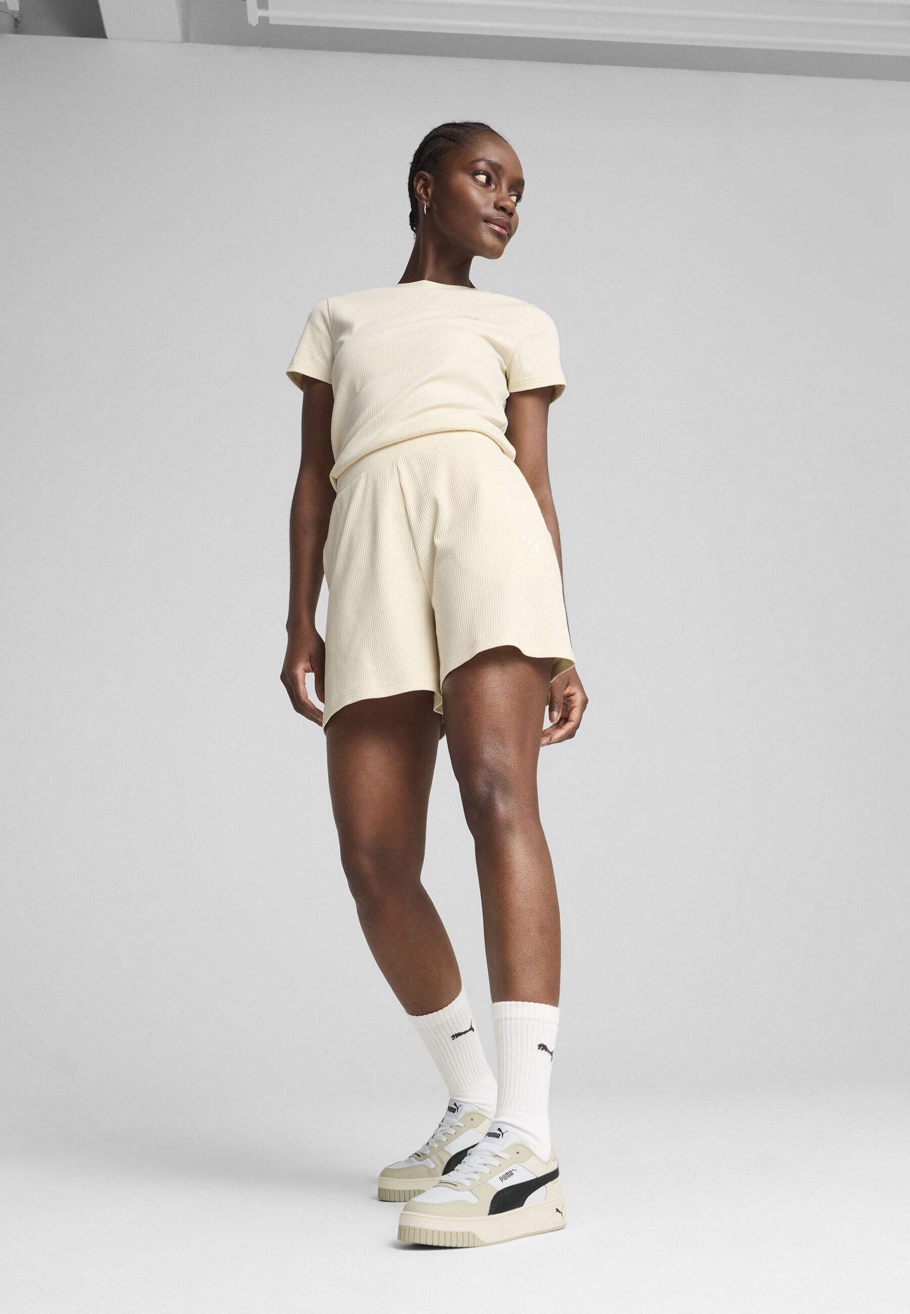 ESS ELEVATED 5" ribshort met hoge taille voor dames PUMA Alpine Snow White 7/7
