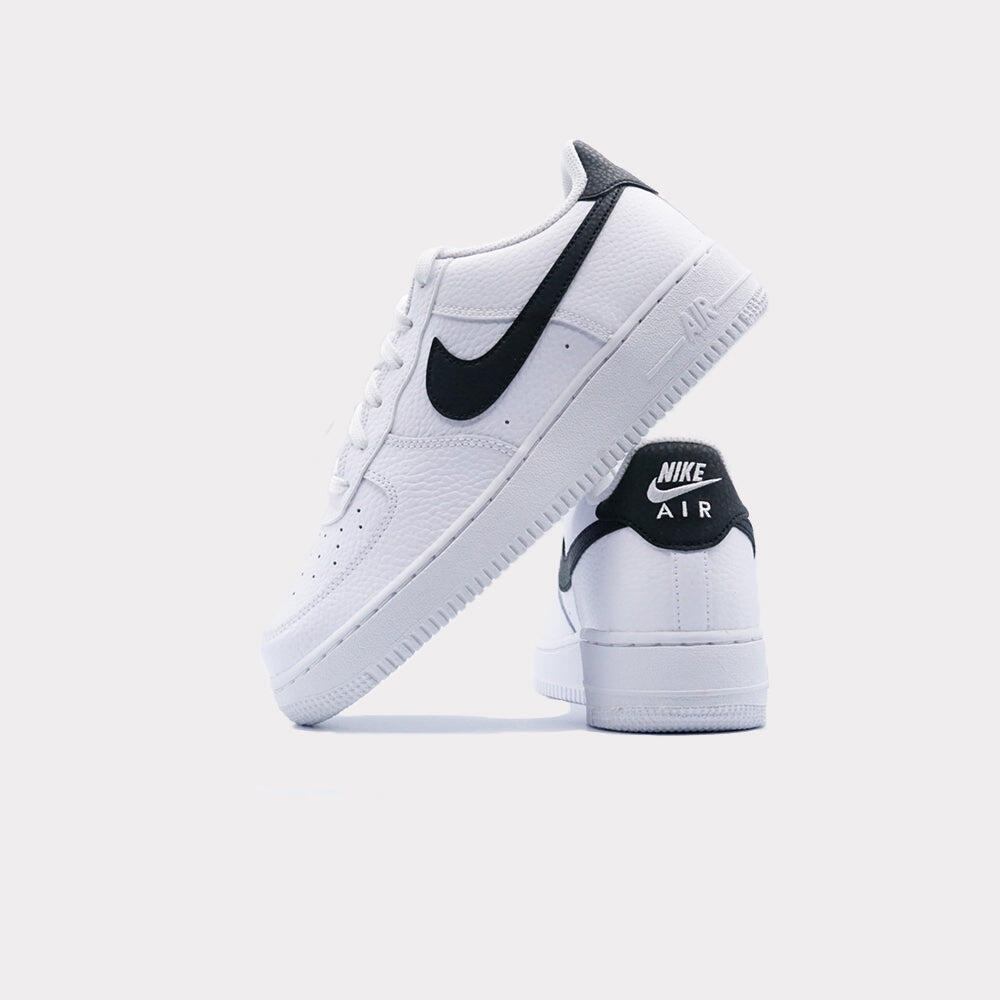 Nike Air Force 1 - White / Black (W) 3/6
