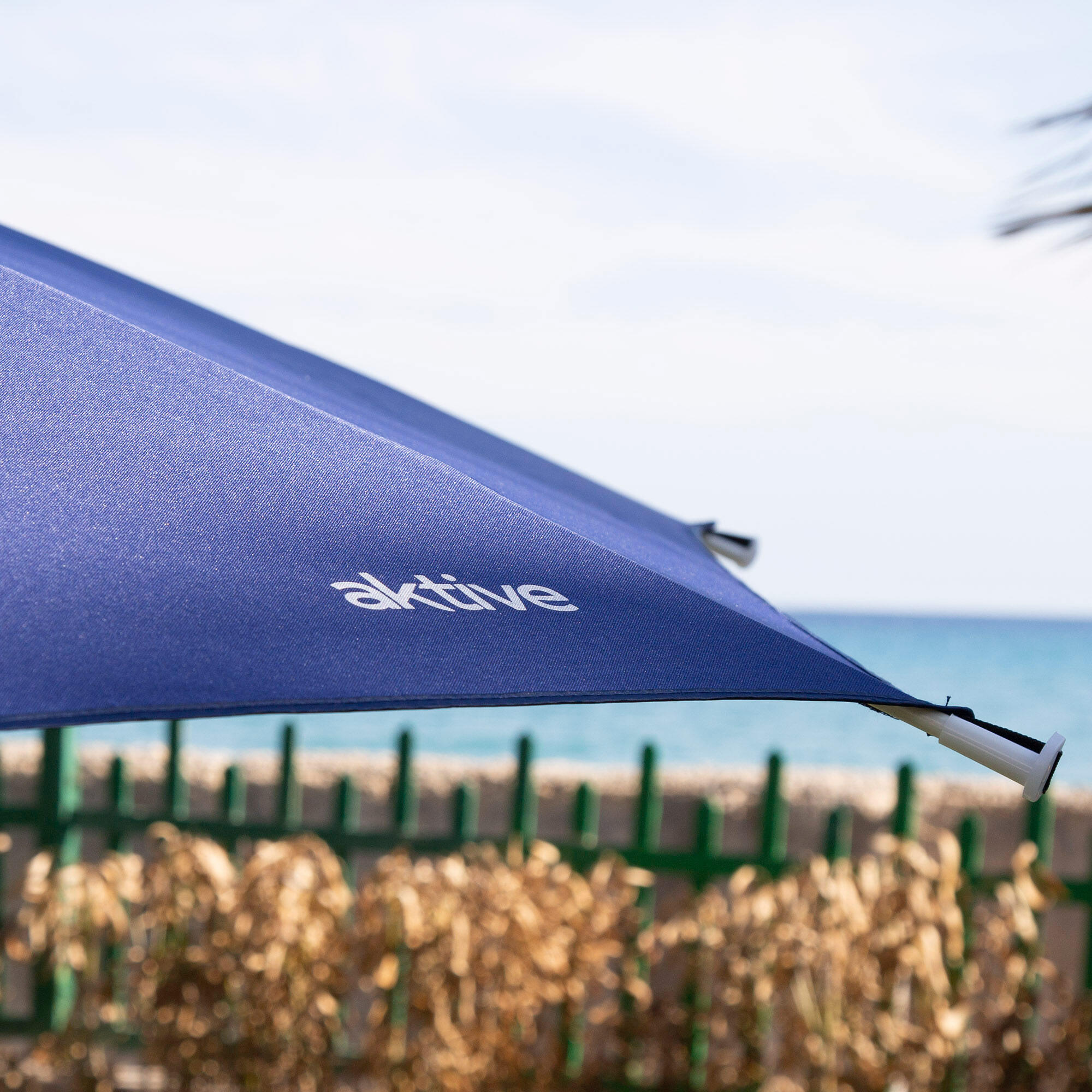 Aktive Grand parasol de plage coupe-vent 8 mâts 280 cm bleu 6/7