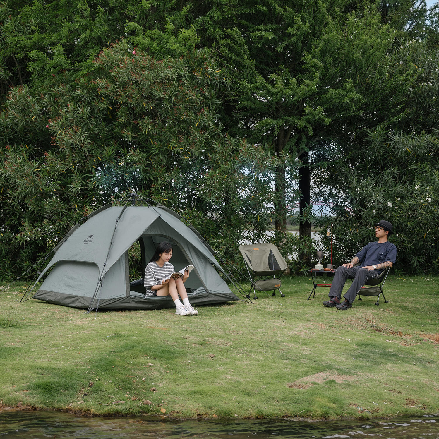 Tienda de Campaña Naturehike plegable para 3 personas 2/6