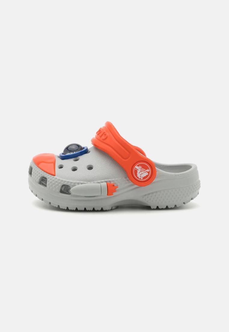 CROCS picture