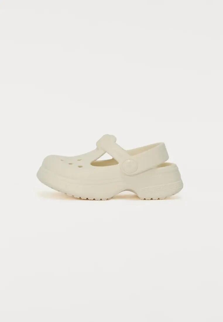 CROCS picture