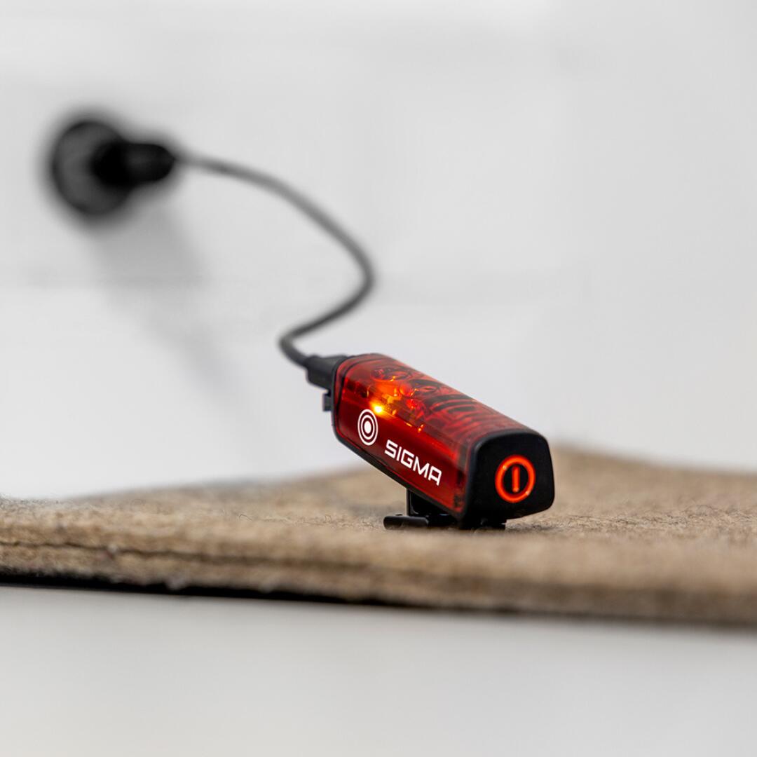 Sigma Blaze Flash USB Rear Light with Brake Light Function - Li-on 7/7