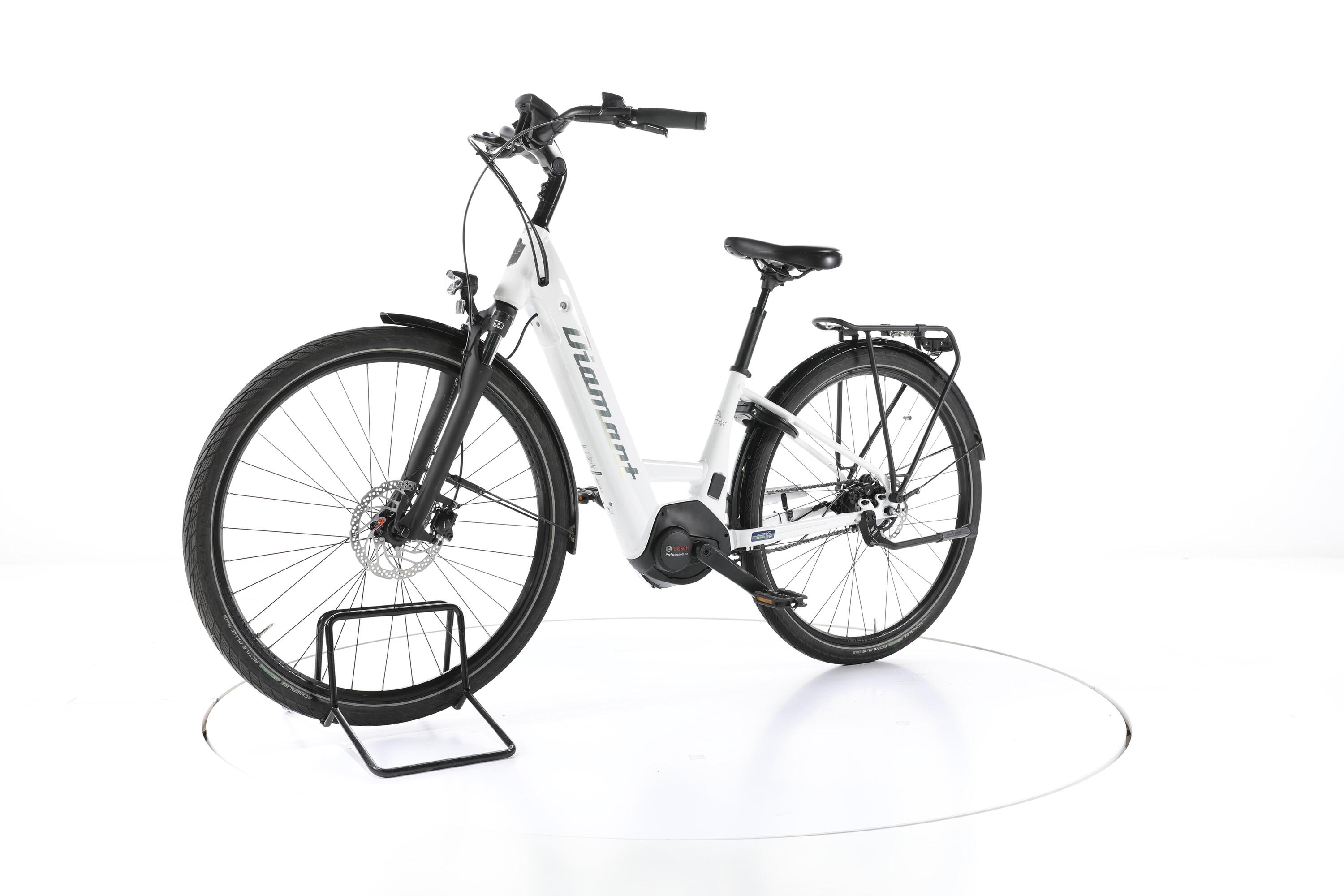 Refurbished - Diamant Beryll Deluxe + City E-Bike Lage instap 2022 - Zeer goed 5/7