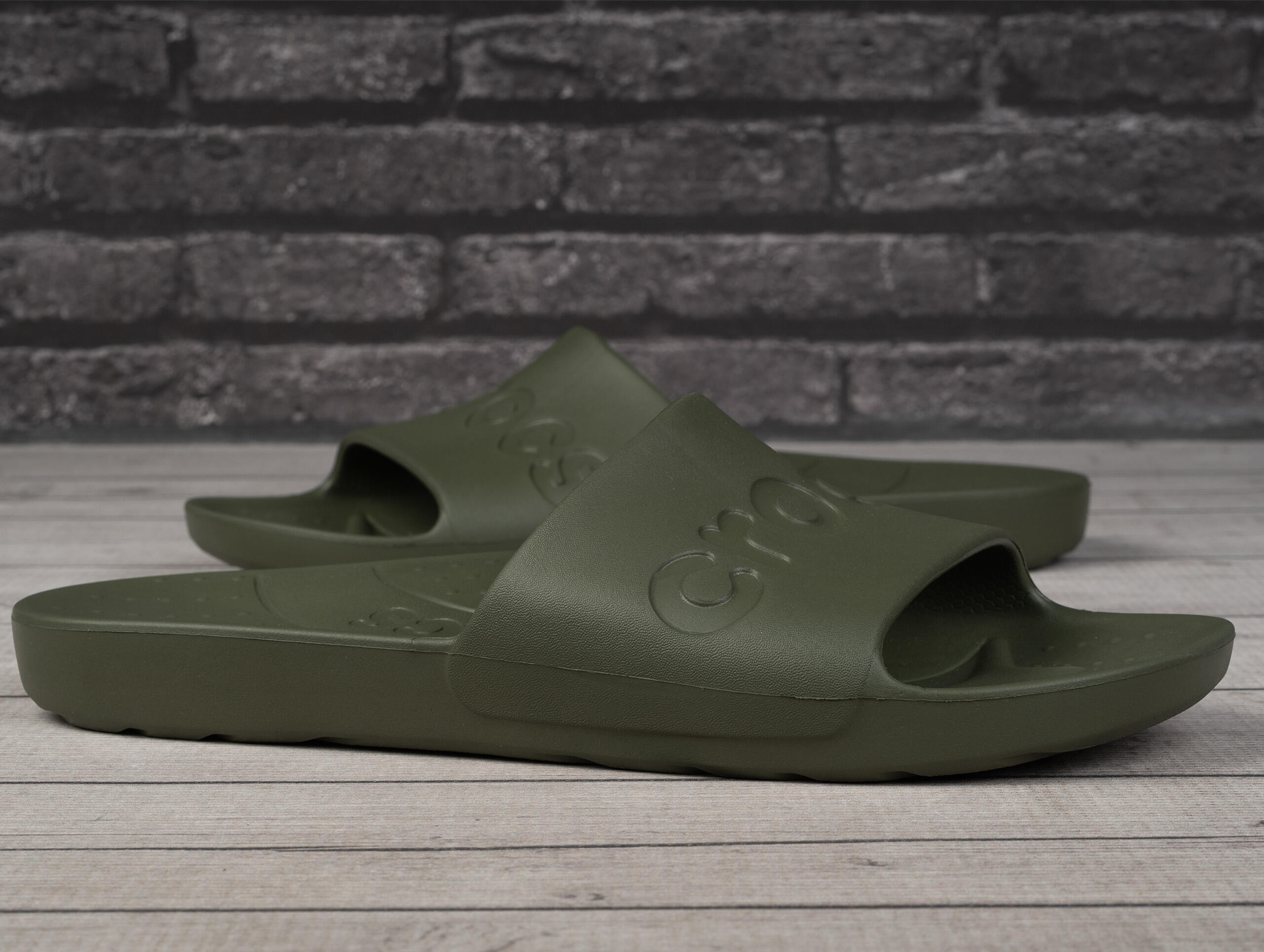 Klapki męskie na basen Crocs SLIDE 2/7