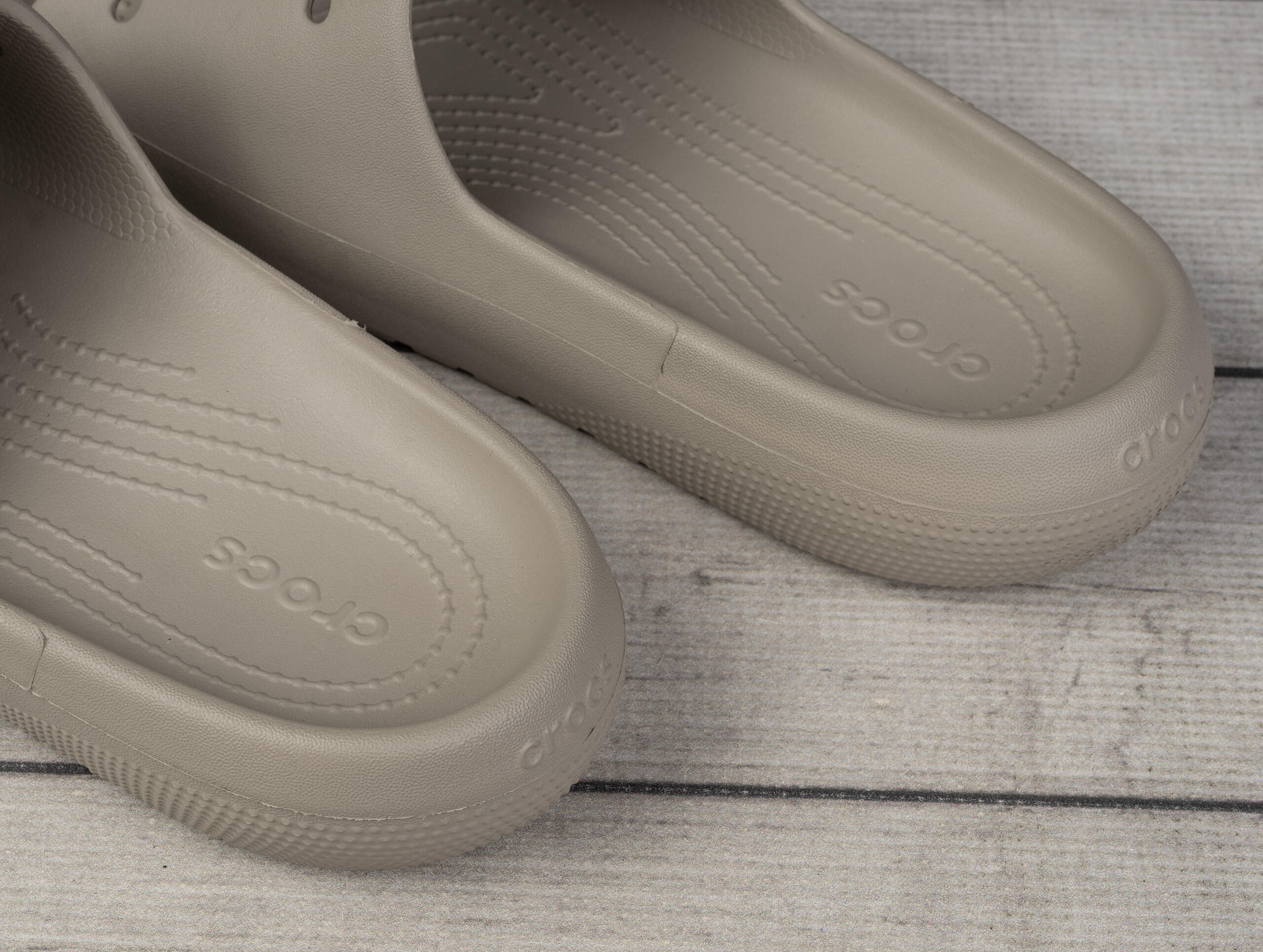 Klapki męskie basenowe Crocs CLASSIC SLIDE V2 4/7