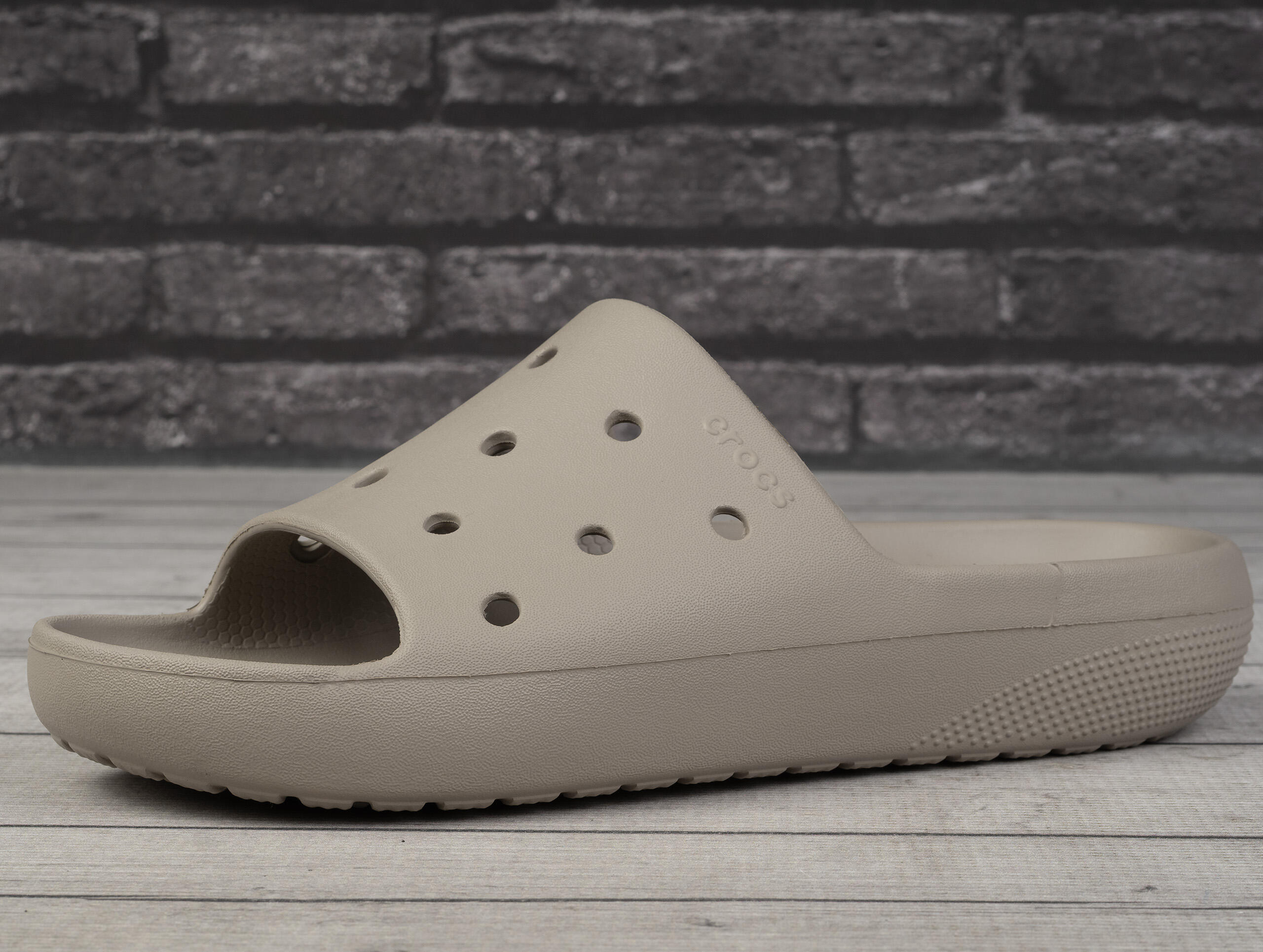 Klapki męskie basenowe Crocs CLASSIC SLIDE V2 3/7