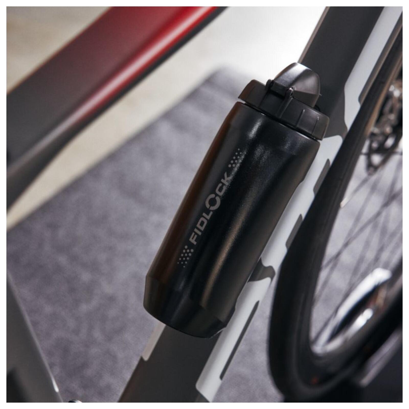 TWIST bottle 590 + bike base Solid Black 5/7