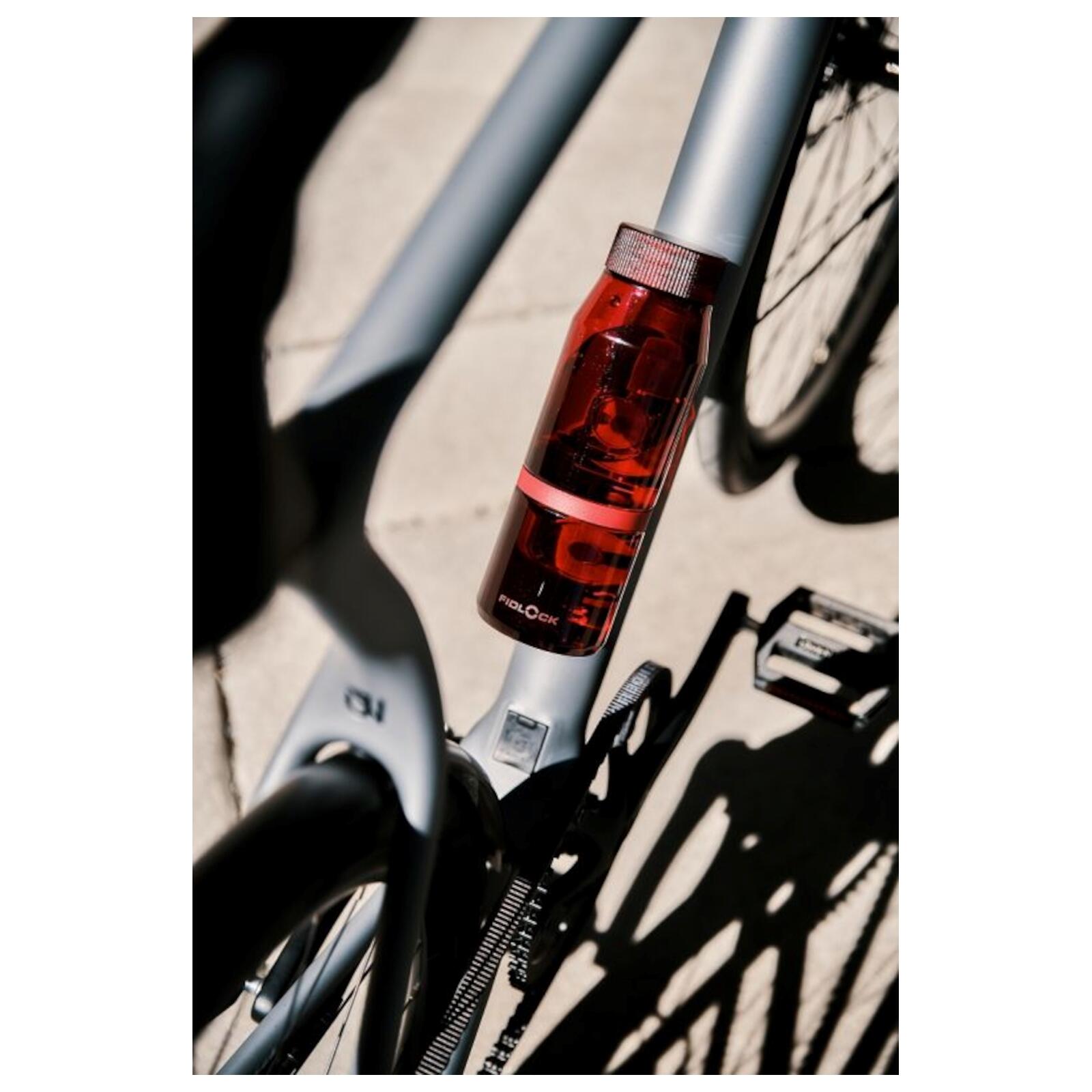 TWIST bottle 700 life Dark Red + bike base 6/7