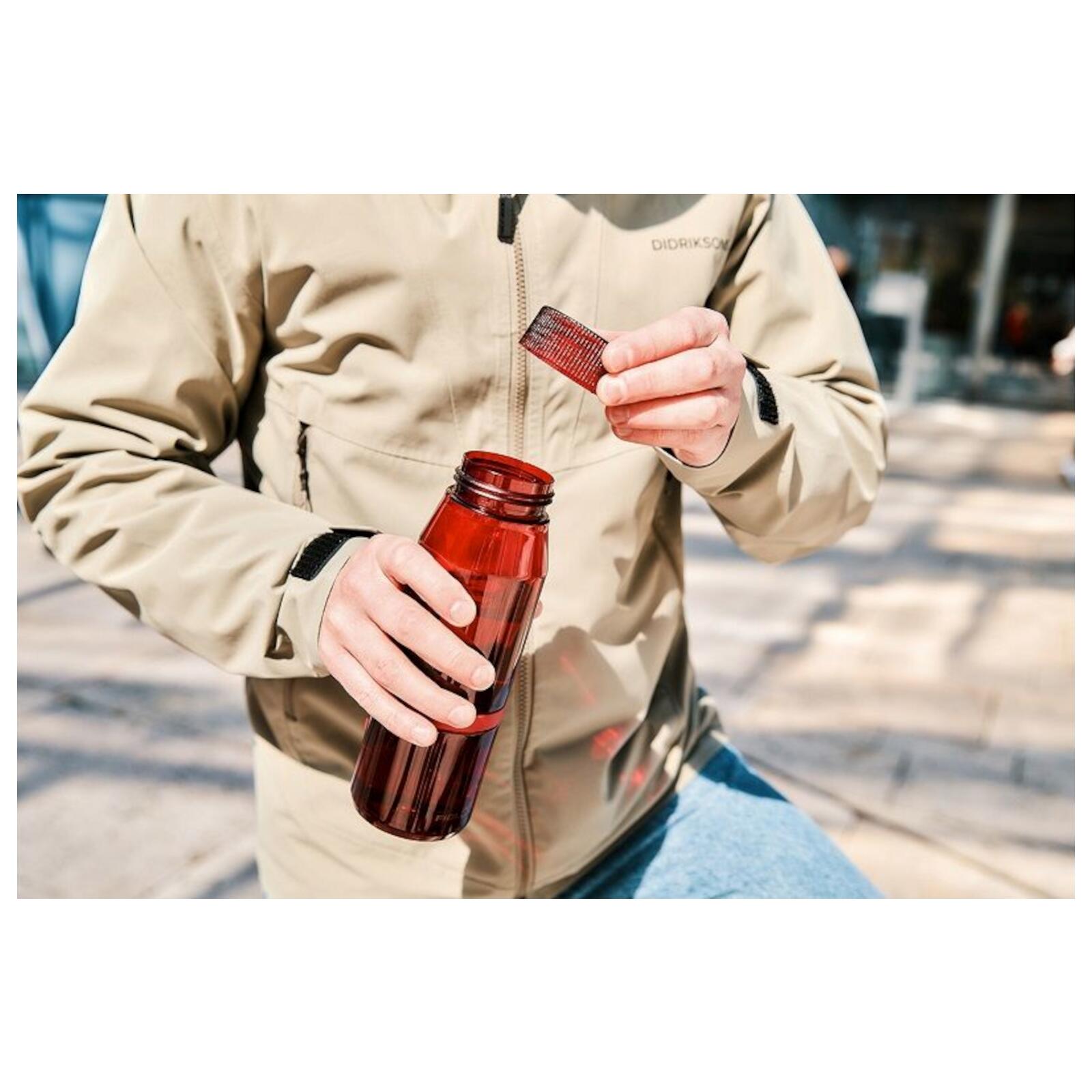 TWIST bottle 700 life Dark Red + bike base 5/7