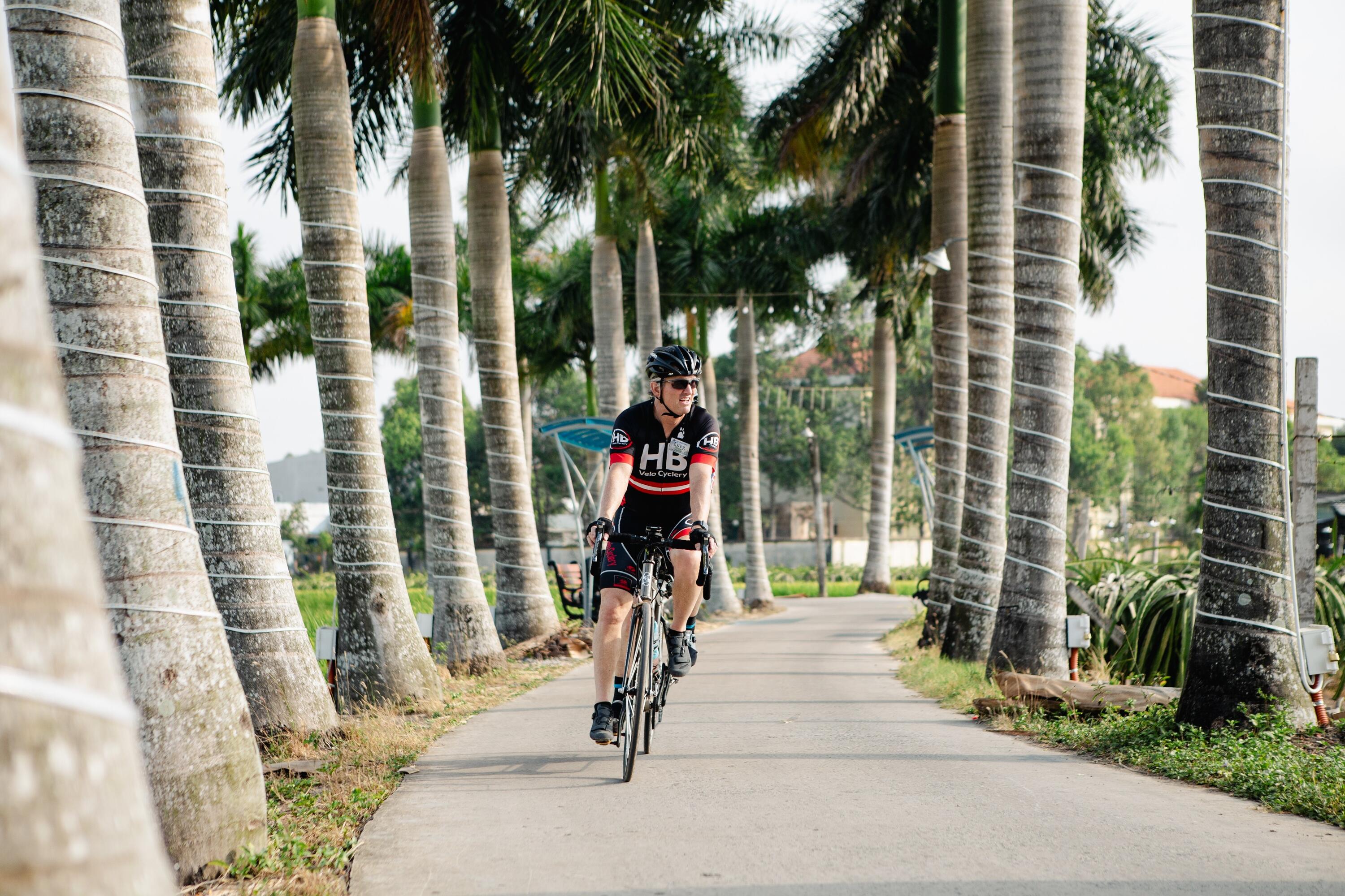 DECATHLON TRAVEL picture