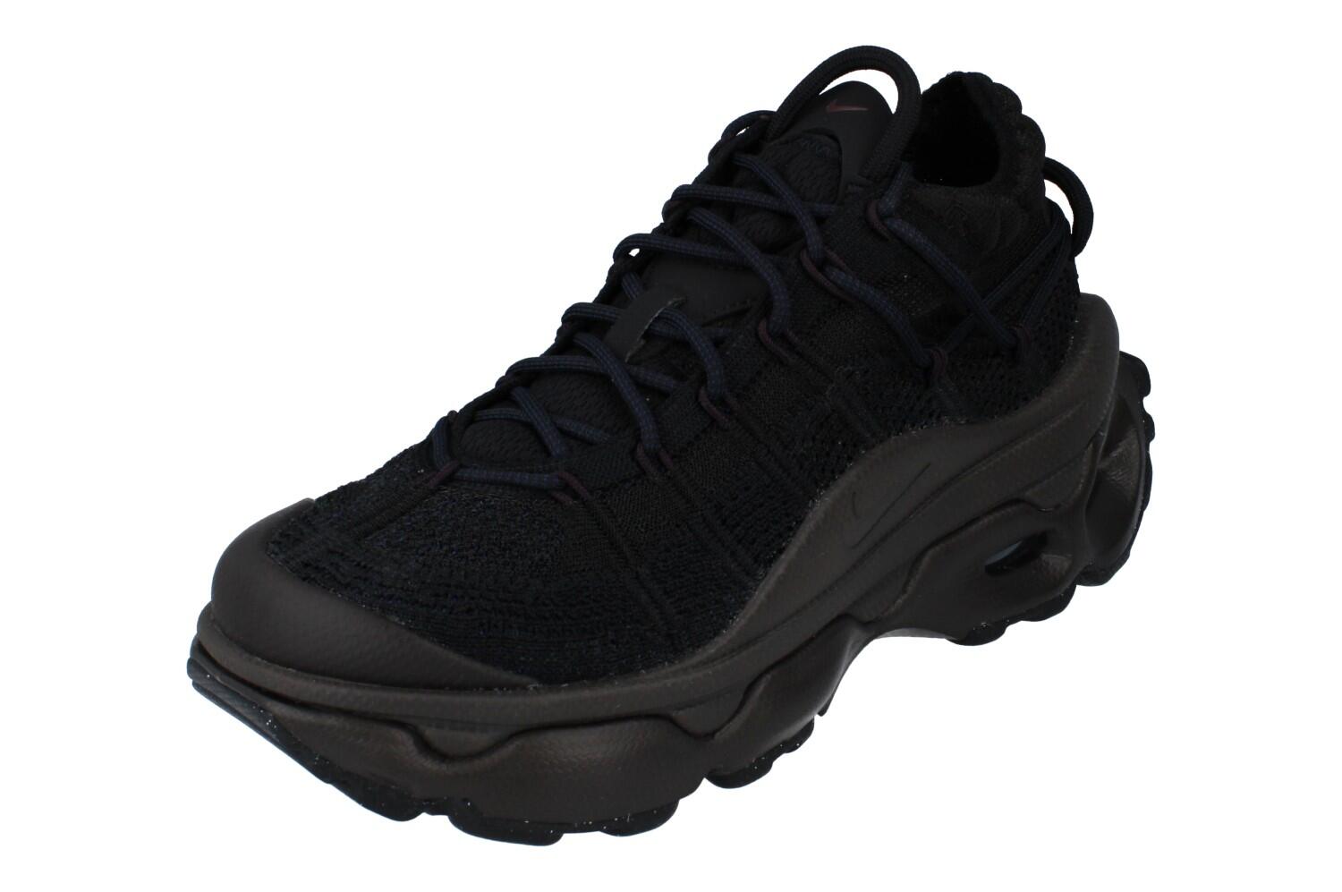 Nike Womens Air Max Flyknit Venture Trainers 1/6