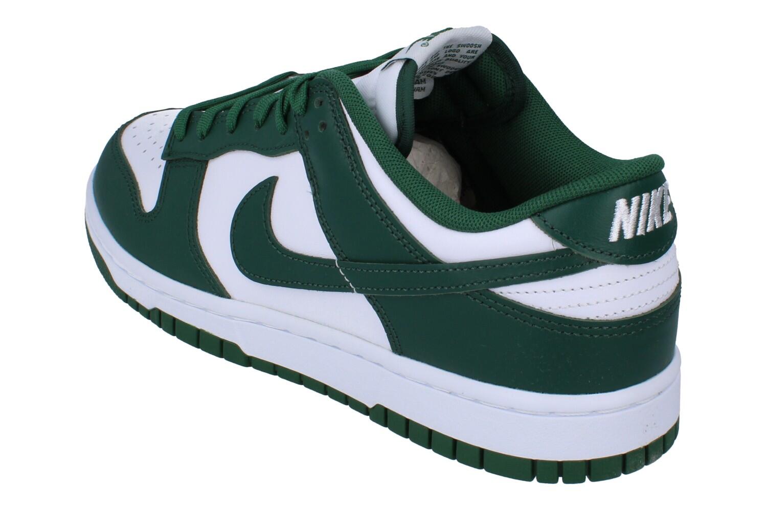 Nike Dunk Low Michigan State 2/6