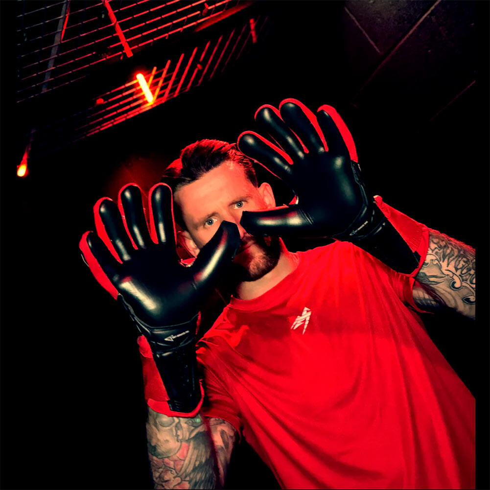 Kaliaaer ShokLock Negative (Removable Protection) Goalkeeper Gloves 4/4