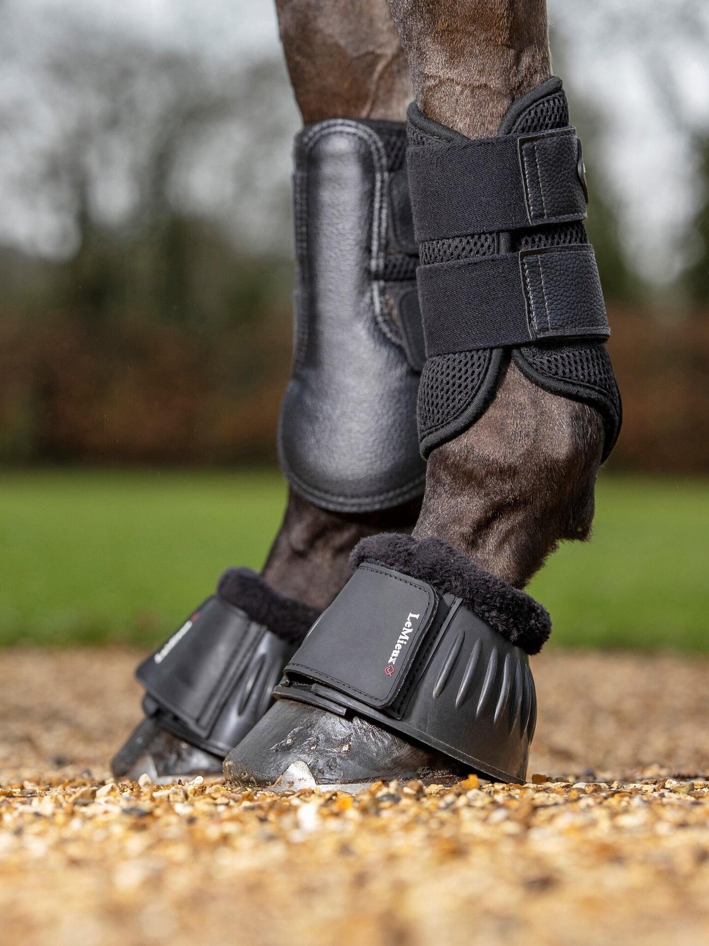 Springglocken Fleece LeMieux Schwarz 3/6