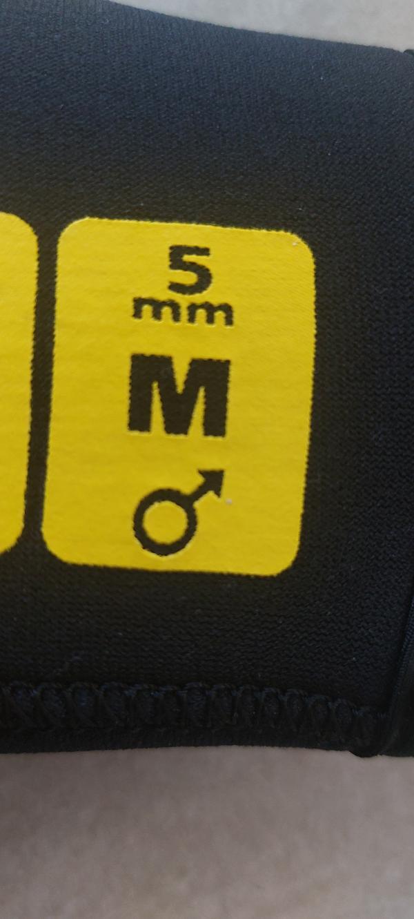 Entre Particuliers - Combinaison 5mm presque neuve - taille M 5/5