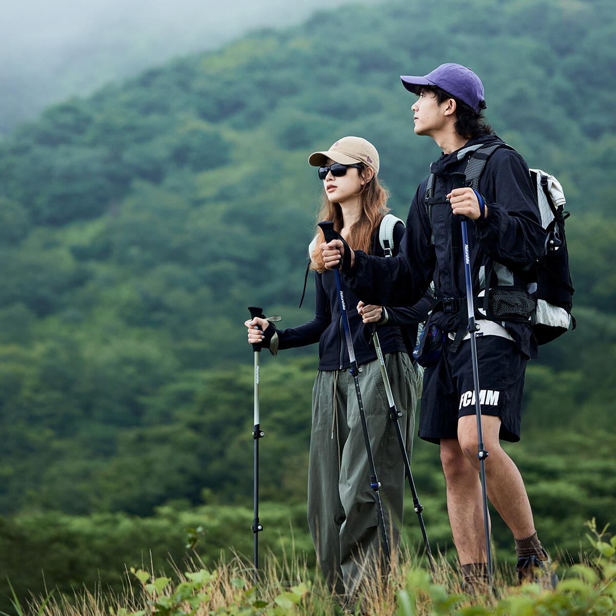 Bastón Trekking Senderismo Naturehike Carbono 3K, 3 secciones, marrón 2/6