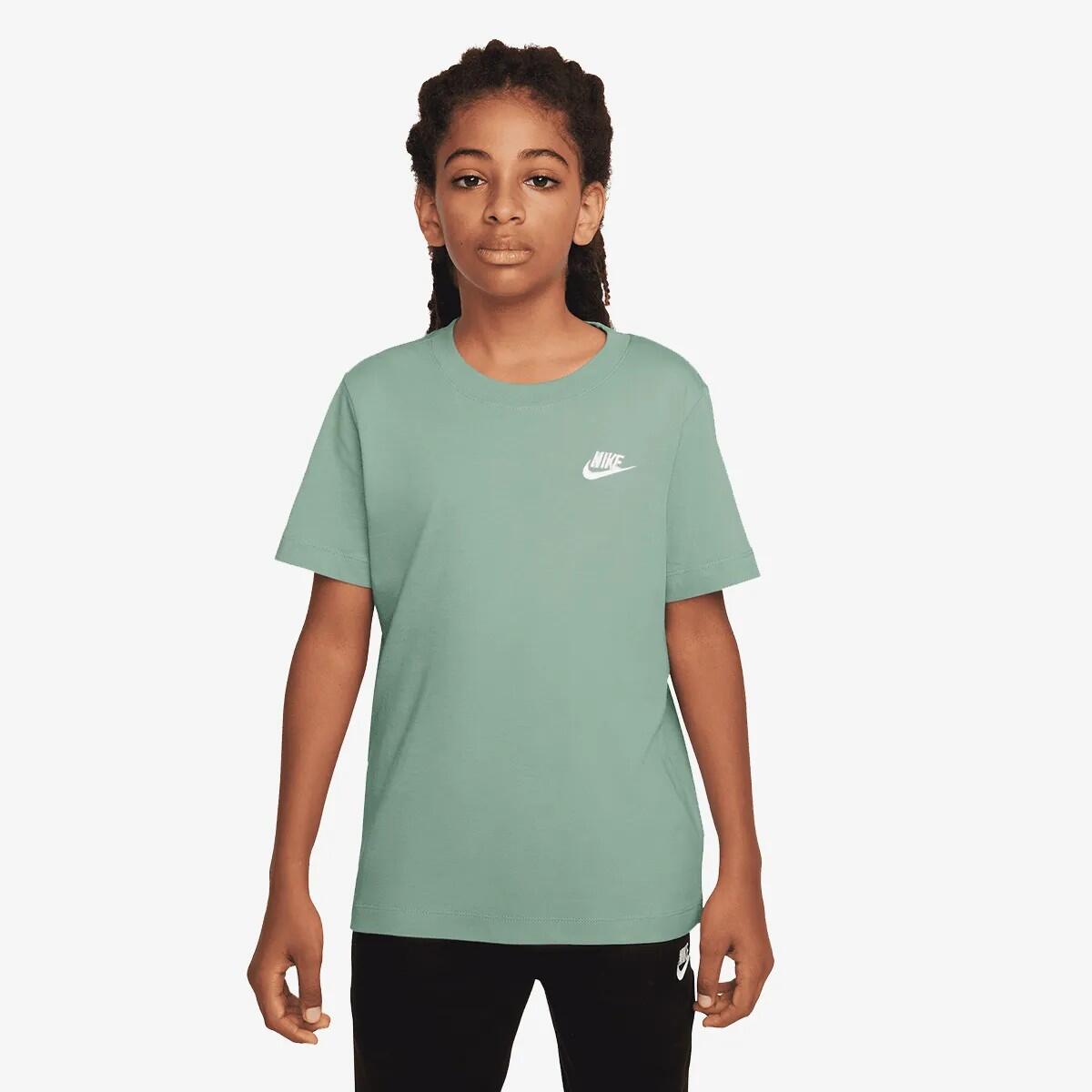 NIKE Camiseta Casual Niño Nike Sportswear Big Kids' T-Shirt FZ5177-037 Verde