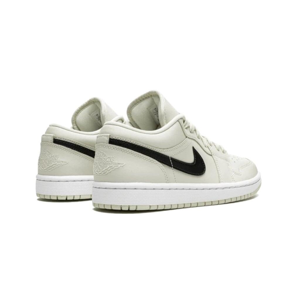 Tenis Air  1 Low Coconut Milk 3/4