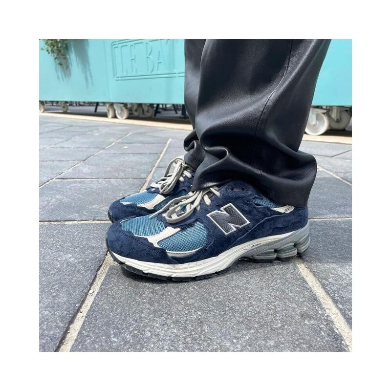 Pantofi New Balance 2002R Protection Pack Navy Grey