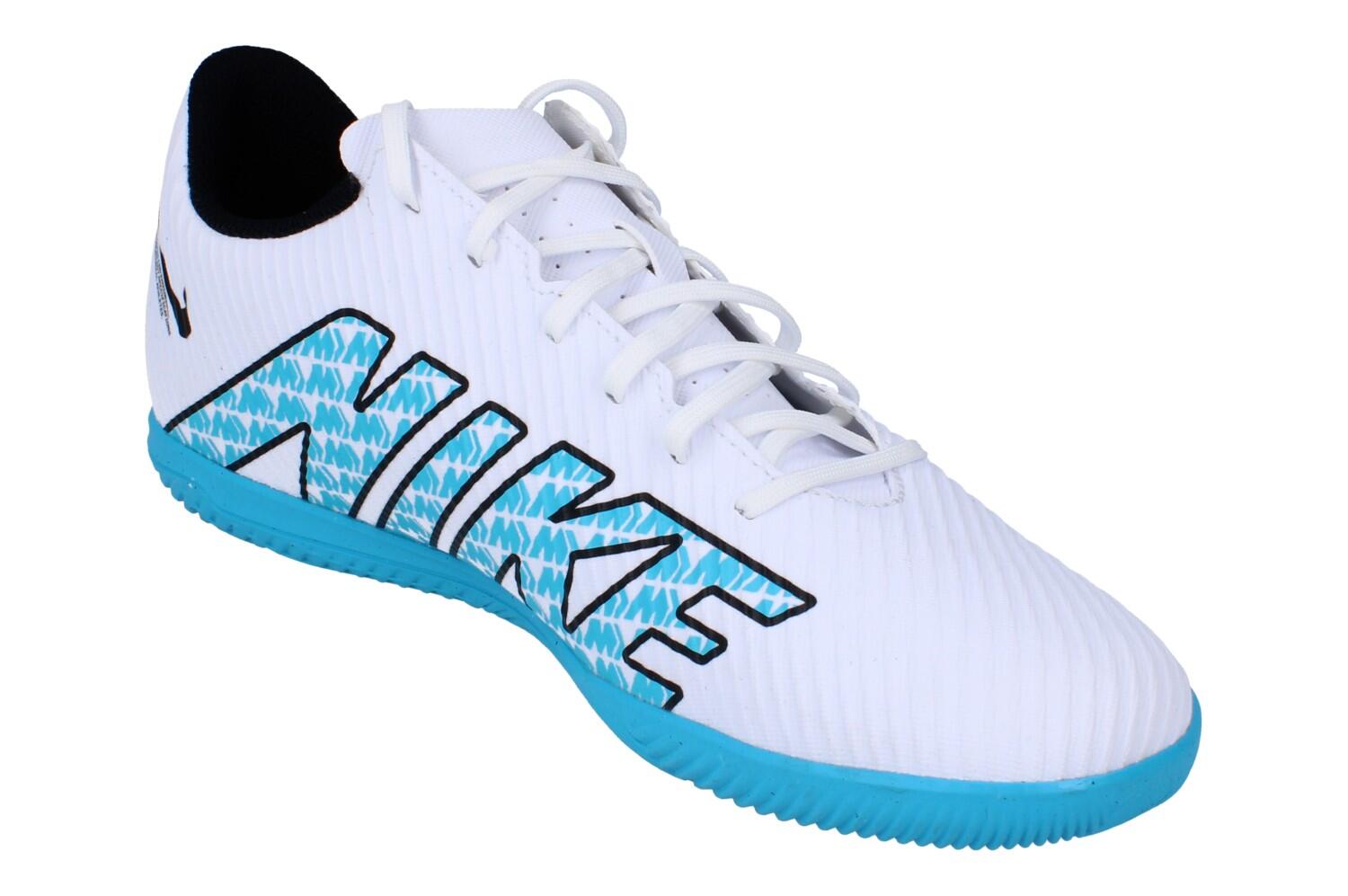 Nike Vapor 15 Club IC Mens Football Boots 4/6