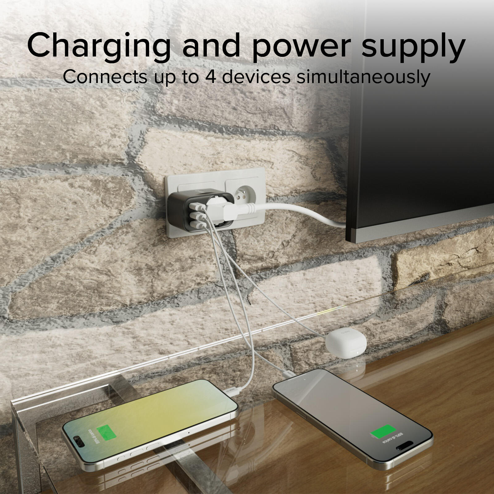 Caricatore 30W Power Delivery, presa schuko, porte USB-A e due USB-C 5/7
