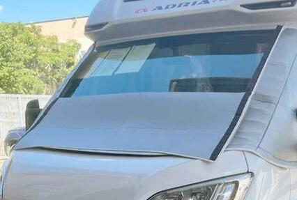 Aislante térmico exterior SUPERIOR con ventana para Ford Transit Van desde 2014 3/3