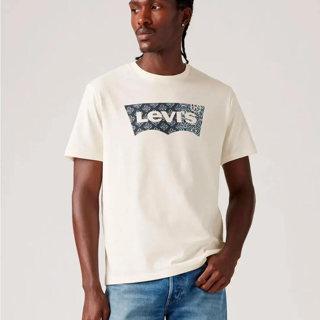 Men's Levi's White T-shirt.