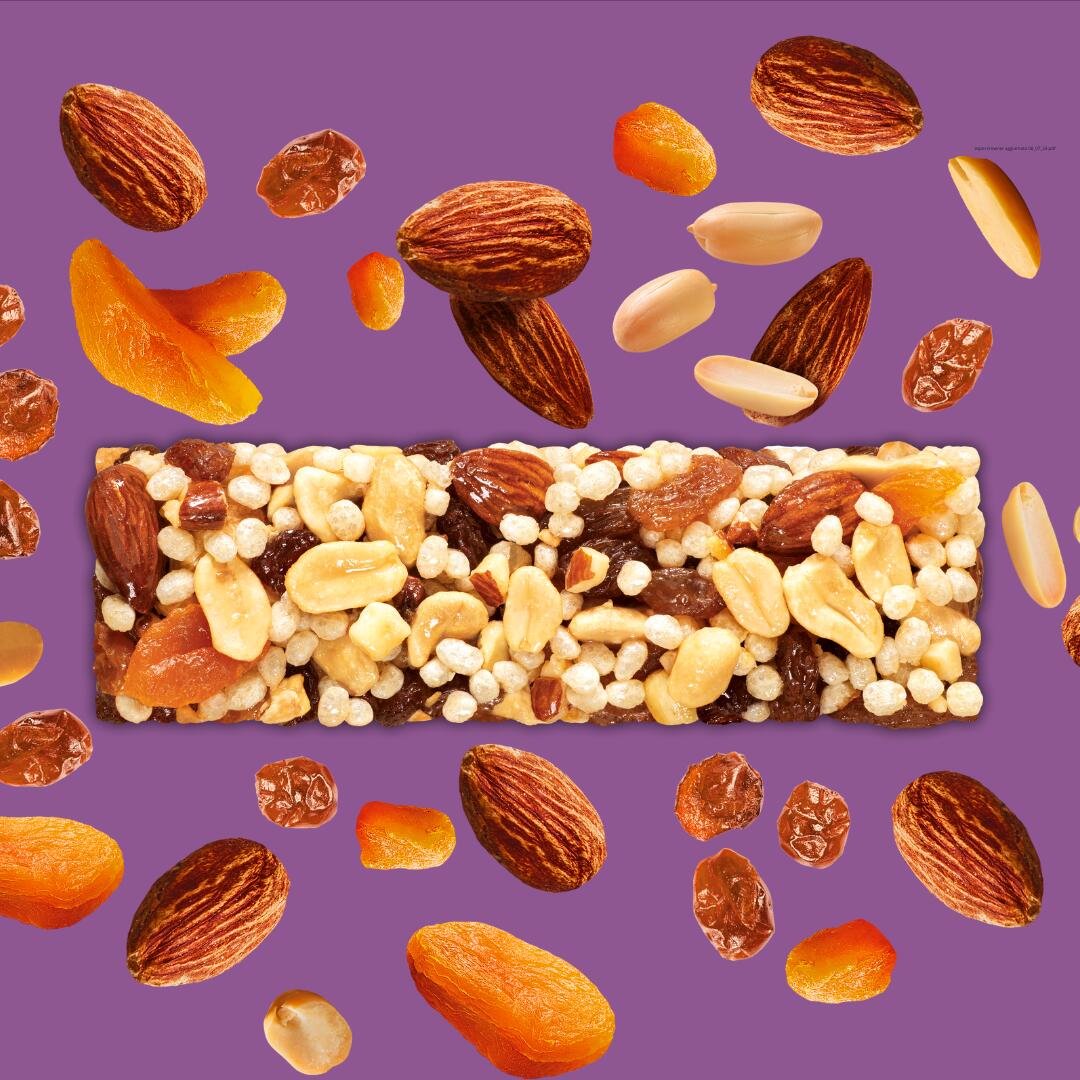 EAT NATURAL -  Barre céréales - Amandes, raisins secs & abricots - Boîte de 12 6/7