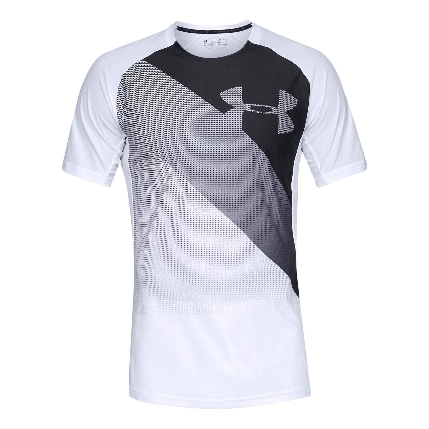 UNDER ARMOUR picture